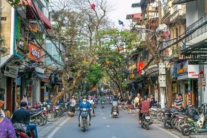 Hotspot Matrix và 2 kiểu áo hot nhất hè này: Giá chưa đến 100k mà giúp vóc dáng thon thả